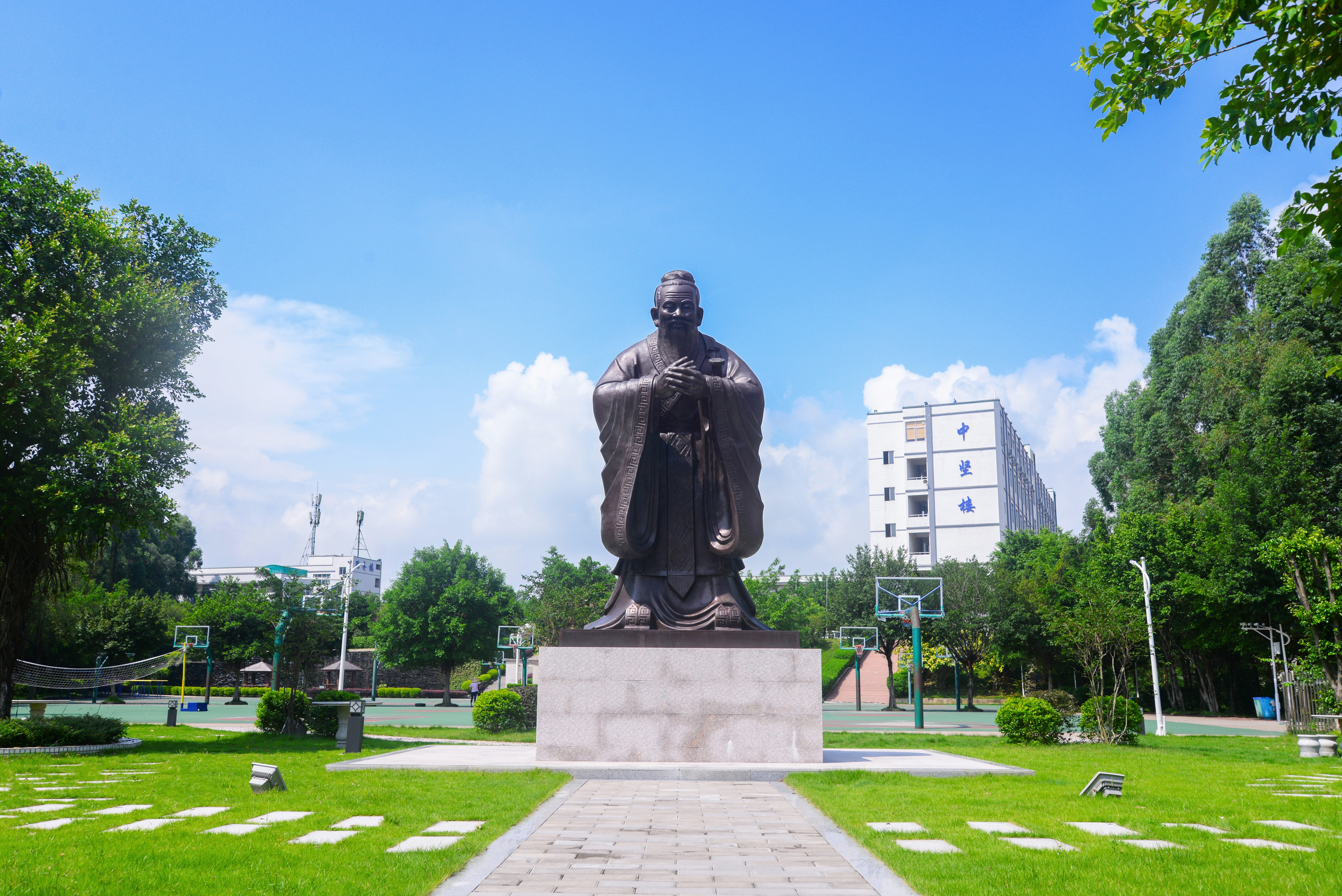 河源技校